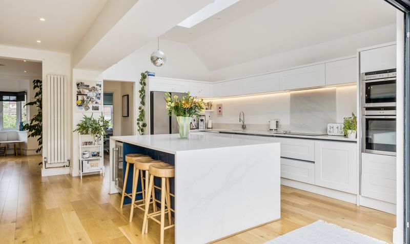 Copse Edge Avenue, Epsom, KT17