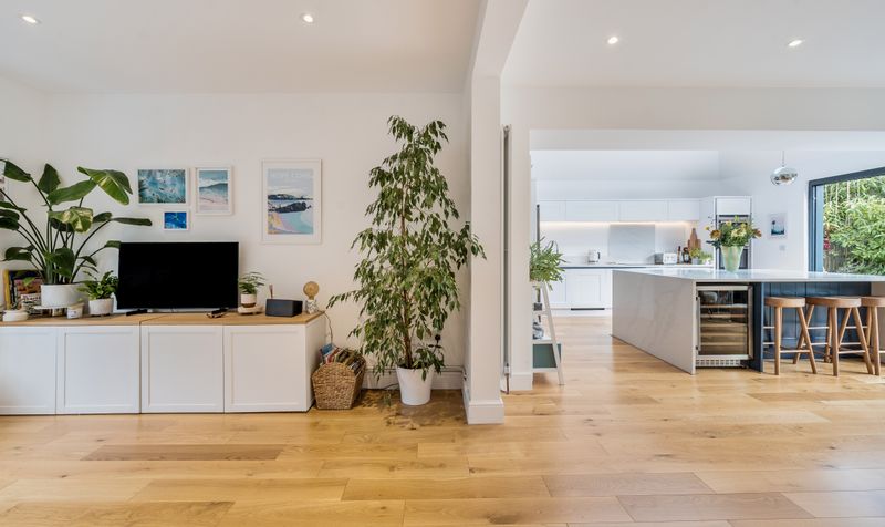 Copse Edge Avenue, Epsom, KT17