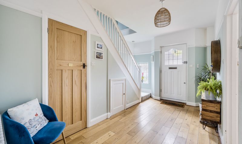 Copse Edge Avenue, Epsom, KT17