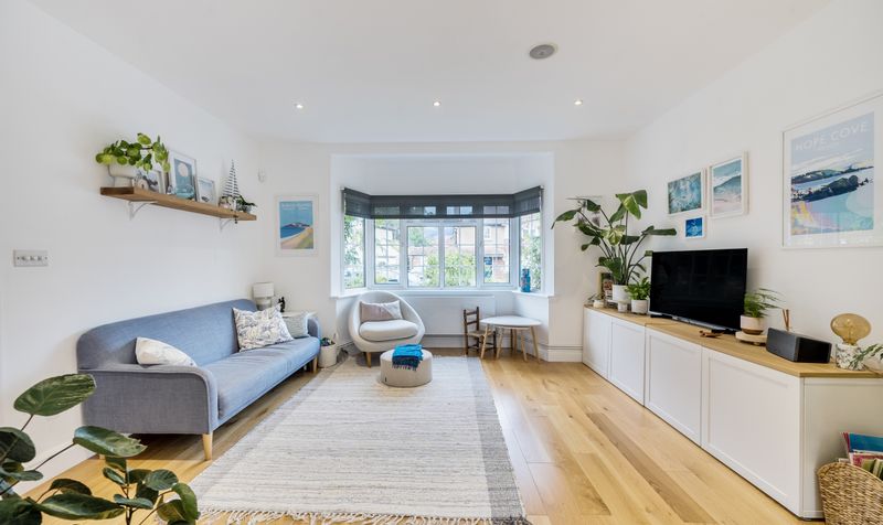 Copse Edge Avenue, Epsom, KT17