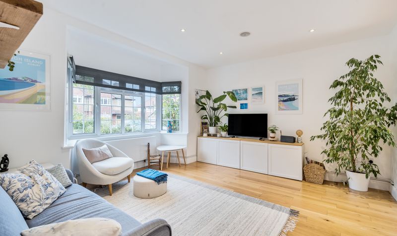 Copse Edge Avenue, Epsom, KT17