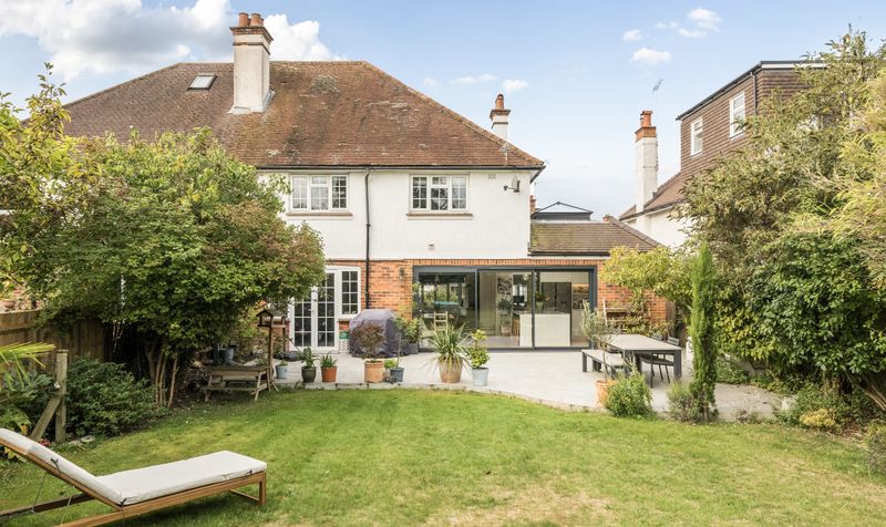 Copse Edge Avenue, Epsom, KT17