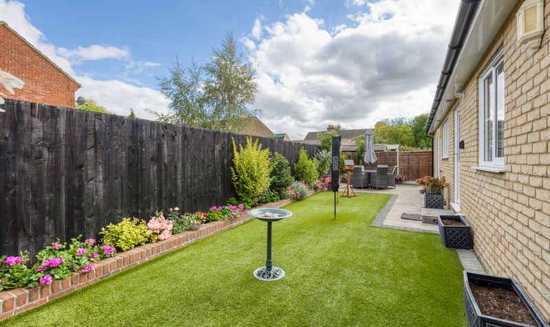 3 Bedroom Bungalow For Sale – St. Neots Road, Sandy, SG19 2