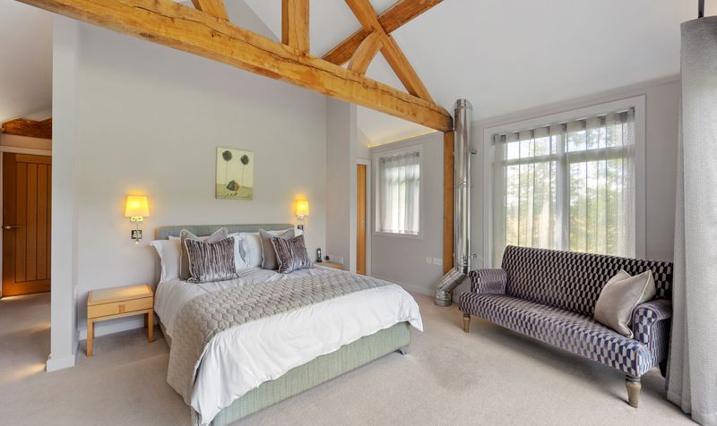 Tarvin Road, Littleton, CH3