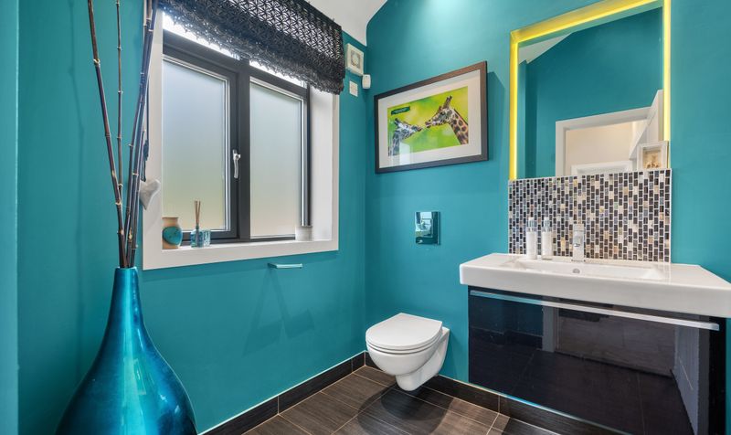 Tarvin Road, Littleton, CH3