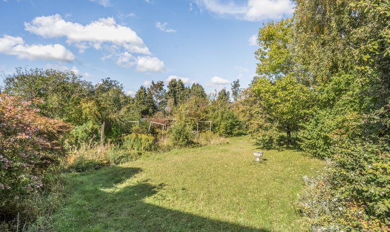 Great Tattenhams, Epsom, KT18