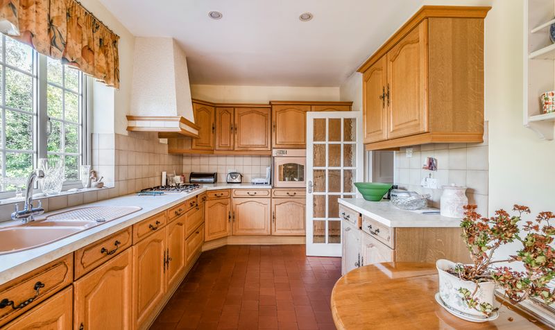 Great Tattenhams, Epsom, KT18