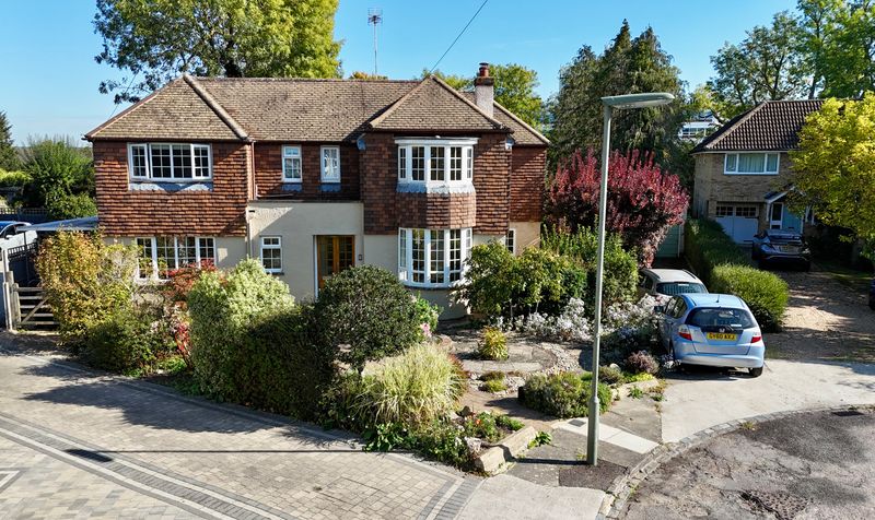 Hylands Close, Epsom, KT18