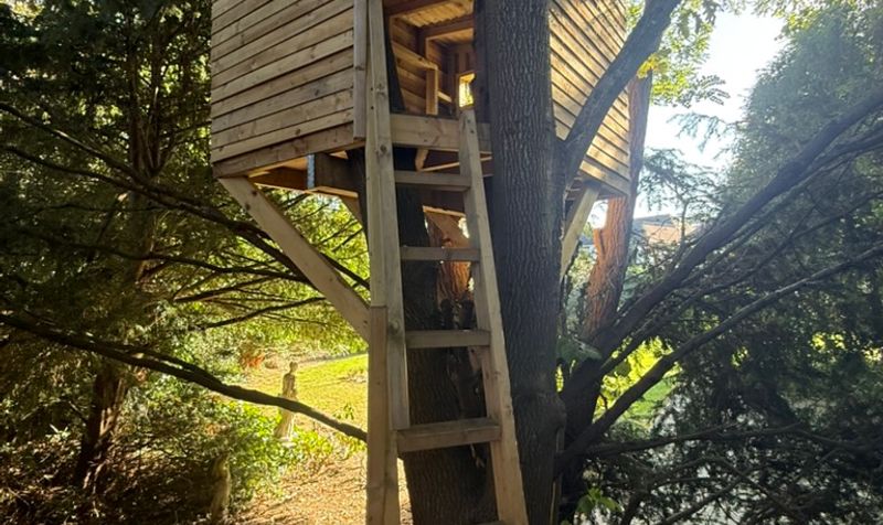 Hylands Close, Epsom, KT18