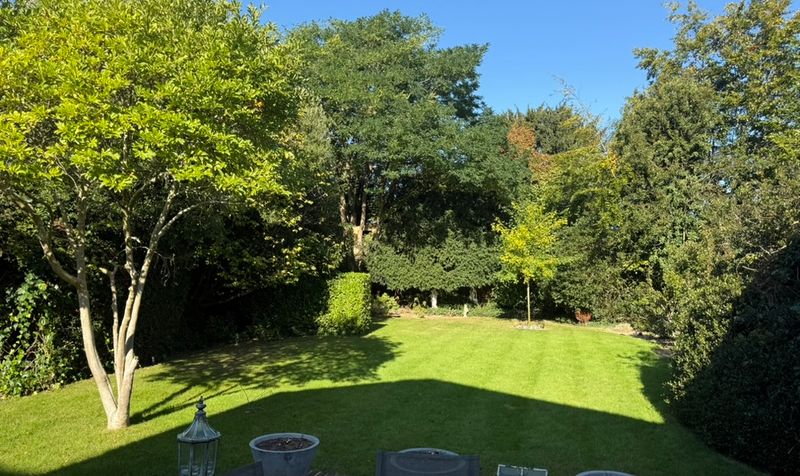 Hylands Close, Epsom, KT18