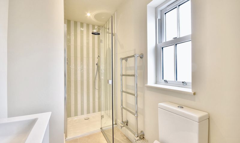 Ashtead Woods Road, Ashtead, KT21