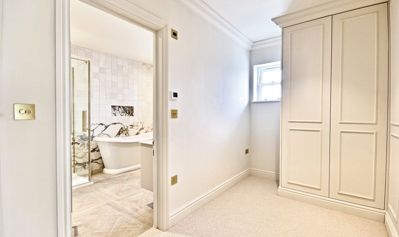 Ashtead Woods Road, Ashtead, KT21