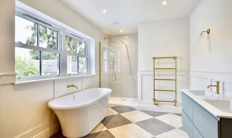 Ashtead Woods Road, Ashtead, KT21