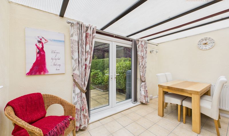 Grove Gardens, Littleton, CH3