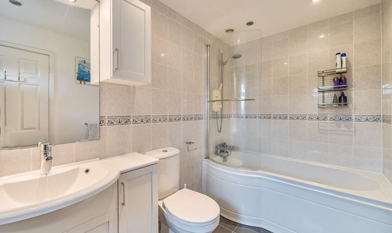 Cray Avenue, Ashtead, KT21