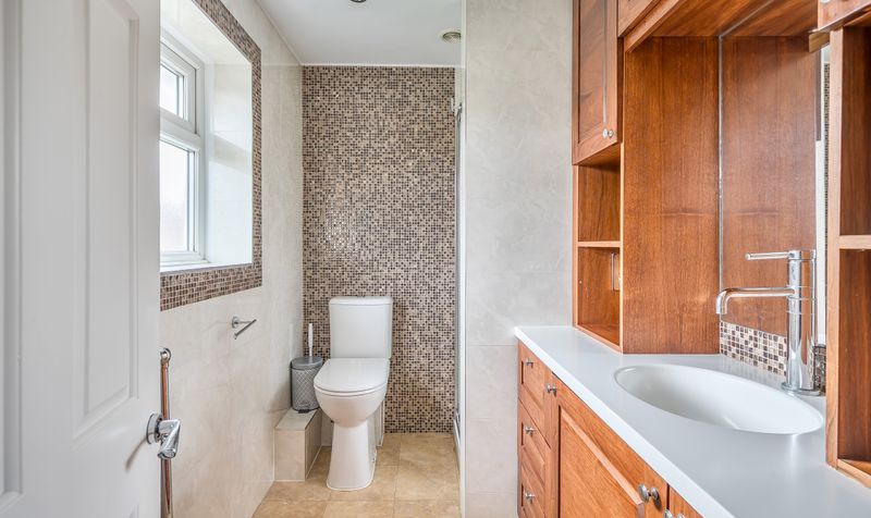 Cray Avenue, Ashtead, KT21