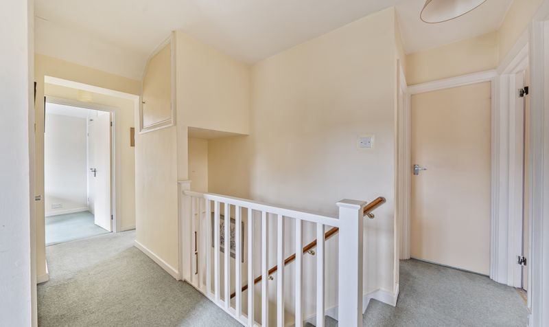 Hylands Close, Epsom, KT18