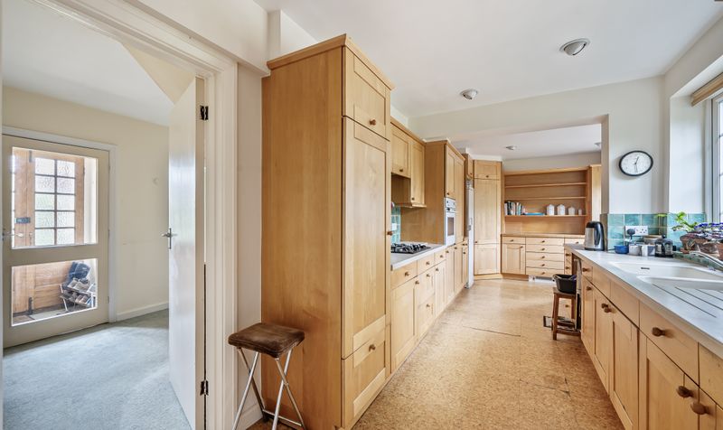 Hylands Close, Epsom, KT18