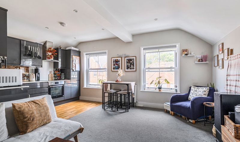 Upper High Street, Epsom, KT17