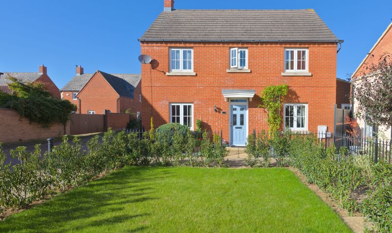 4 Bedroom House For Sale – Pollards Way, Lower Stondon, SG16