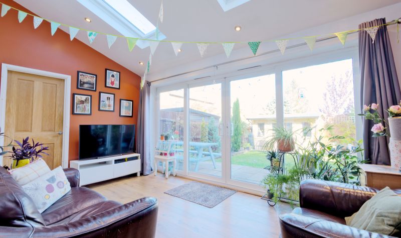 4 Bedroom House For Sale – Pollards Way, Lower Stondon, SG16 3