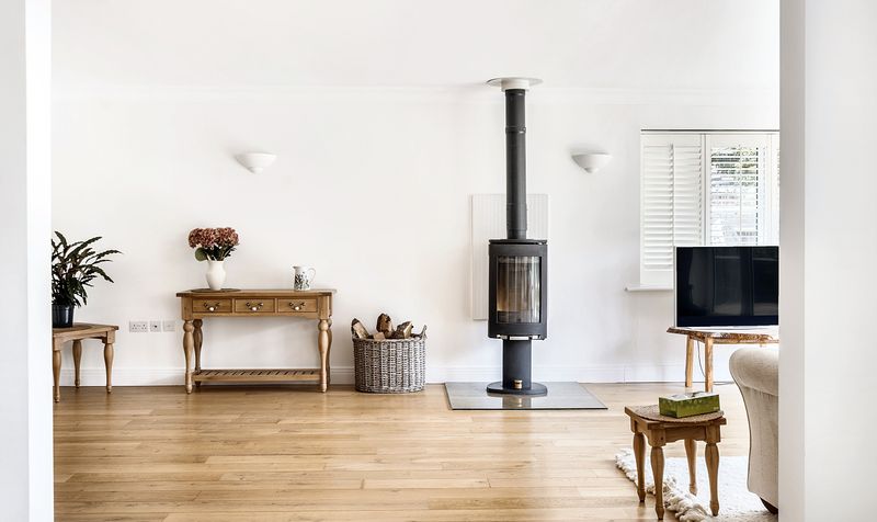 Kelmscott Place, Ashtead, KT21