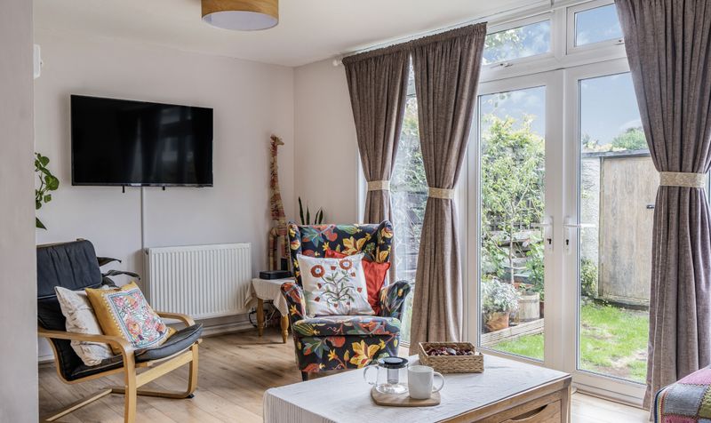 Fleetwood Close, Tadworth, KT20