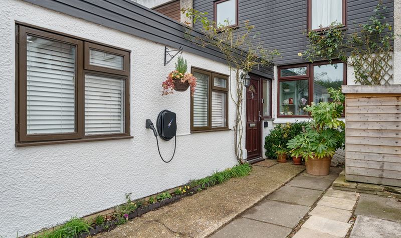 Fleetwood Close, Tadworth, KT20