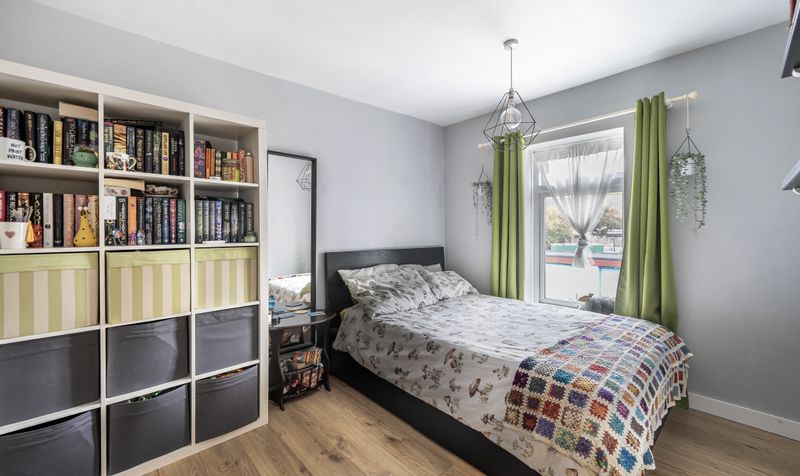 Fleetwood Close, Tadworth, KT20