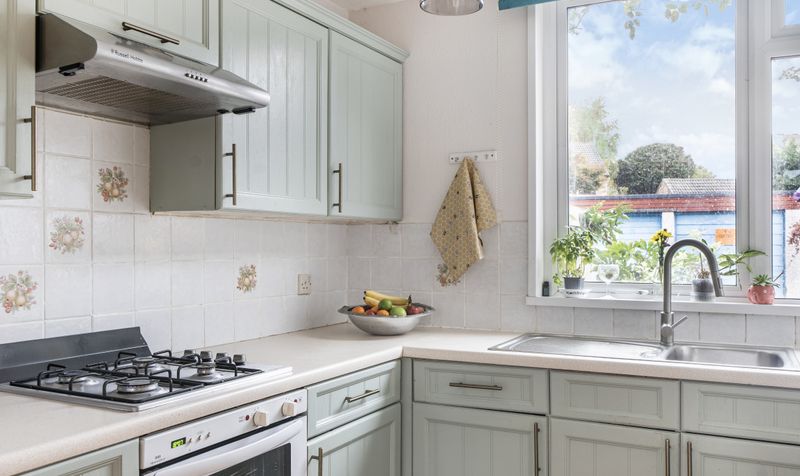 Fleetwood Close, Tadworth, KT20