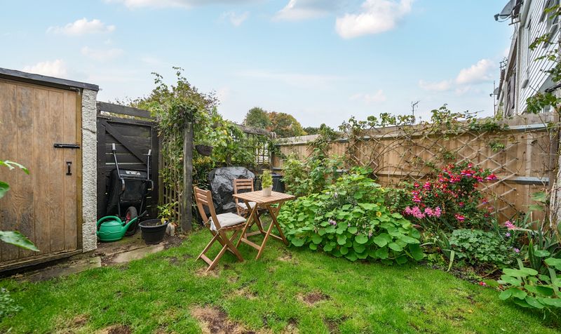 Fleetwood Close, Tadworth, KT20