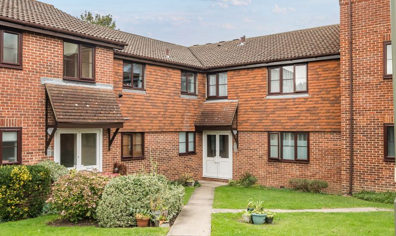 Yeomanry Close, Epsom, KT17