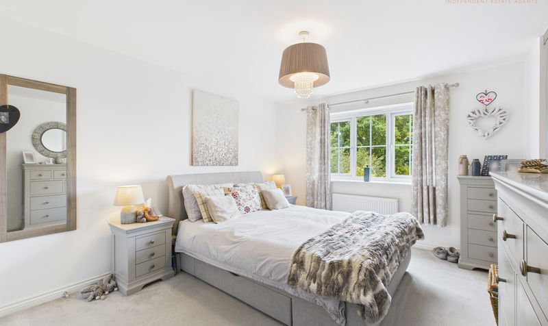 Harlequin Close, Farndon, CH3