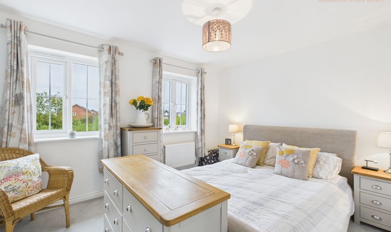 Harlequin Close, Farndon, CH3