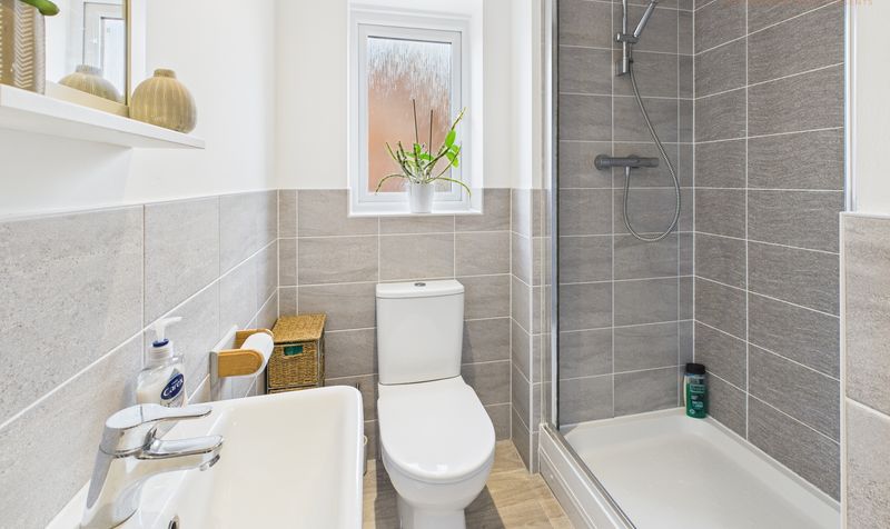 Harlequin Close, Farndon, CH3