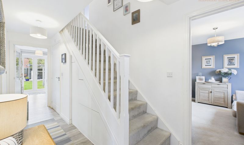 Harlequin Close, Farndon, CH3