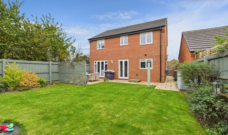 Harlequin Close, Farndon, CH3