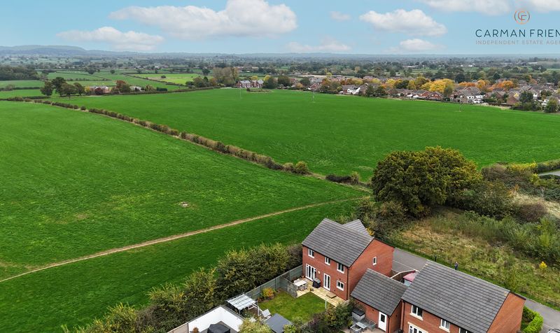 Harlequin Close, Farndon, CH3