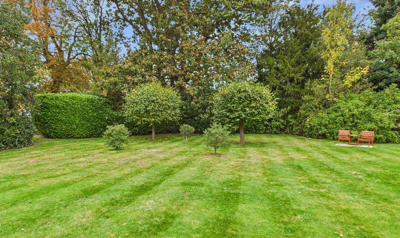 The Beeches, Upton, CH2