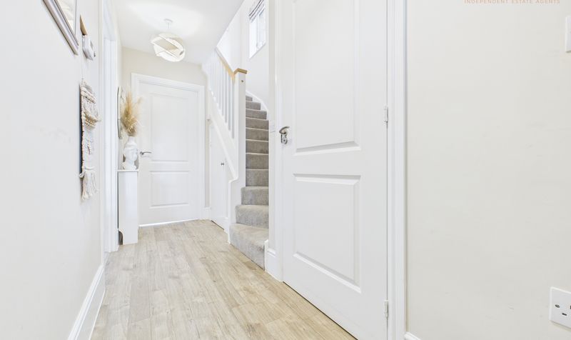 Cavalry Close, Saighton, CH3