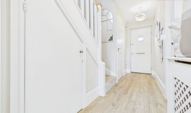 Cavalry Close, Saighton, CH3