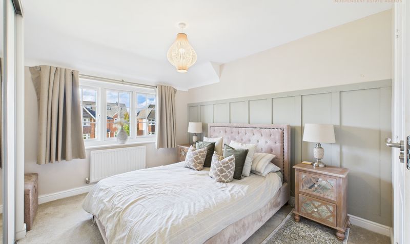 Cavalry Close, Saighton, CH3