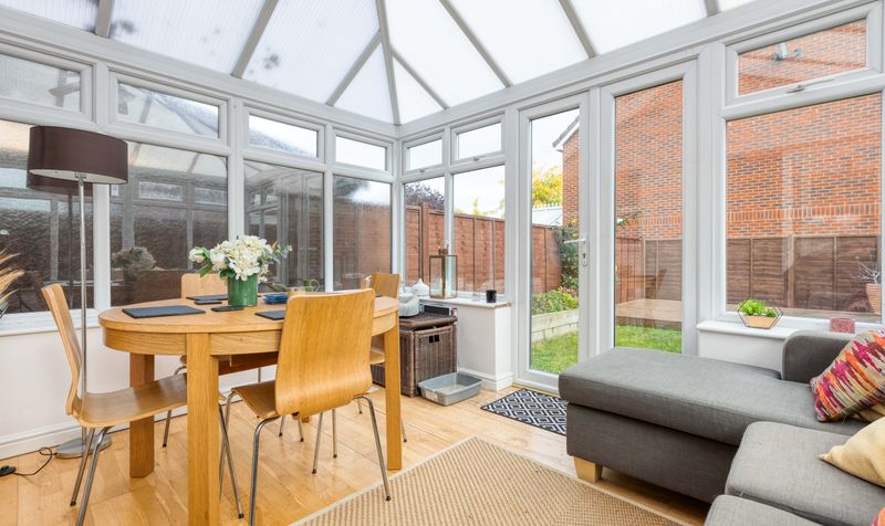 4 Bedroom House For Sale – Station Close, Henlow, SG16 3