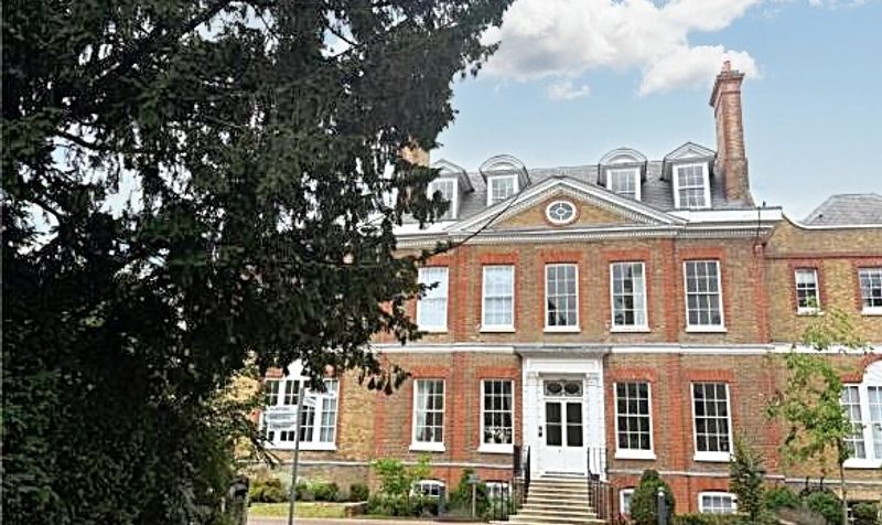 Chalk Lane, Epsom, KT18