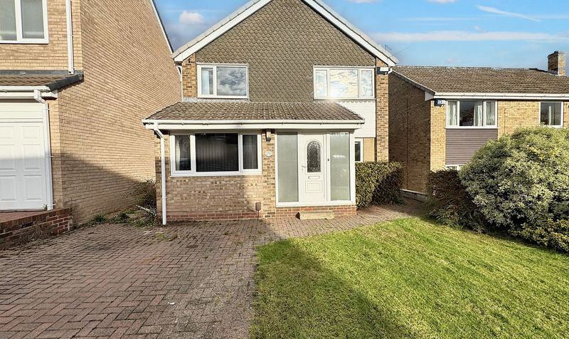 Fenay Crescent, Almondbury, HD5