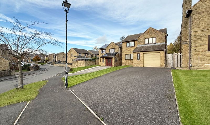 Epsom Way, Kirkheaton, HD5