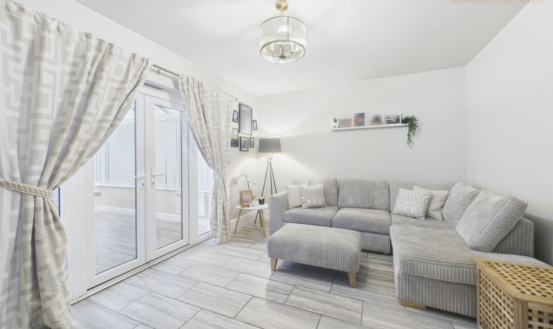 Arnhem Way, Saighton, CH3
