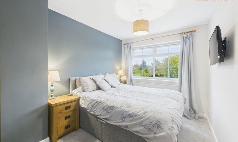 Hilltop Road, Guilden Sutton, CH3