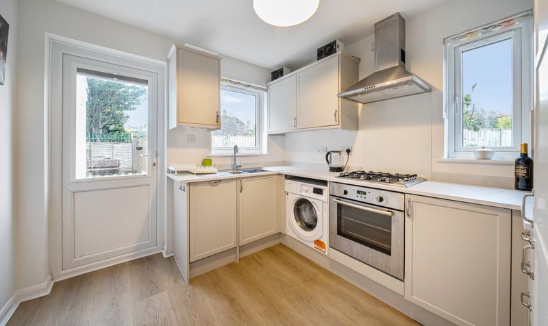 Bucknills Close, Epsom, KT18