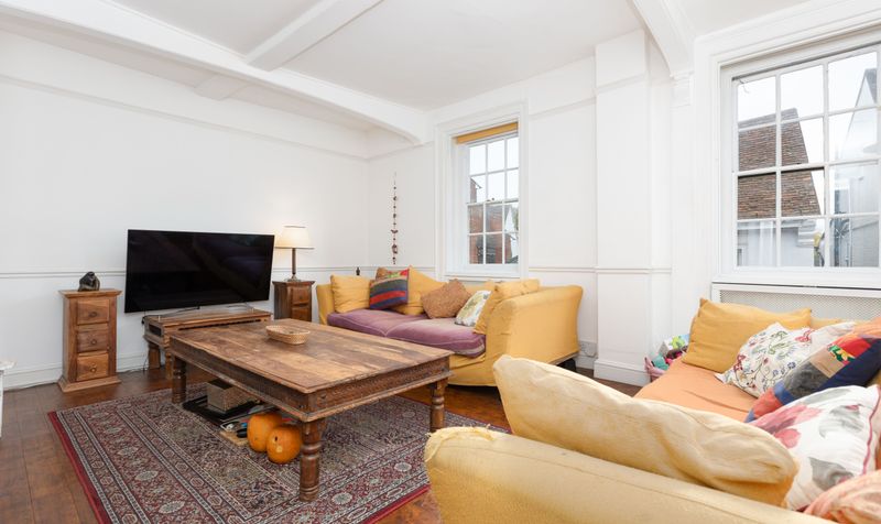 4 Bedroom Town House For Sale – Tilehouse Street, Hitchin, SG5 3